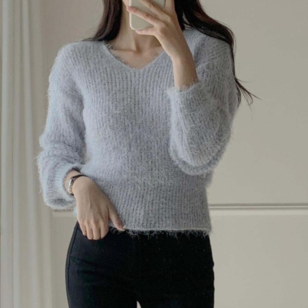 Korea Cherrykoko cropped sweater baby blue